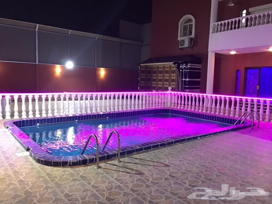 استراحة القصر أبحر الشمالية أمام الشاليهات