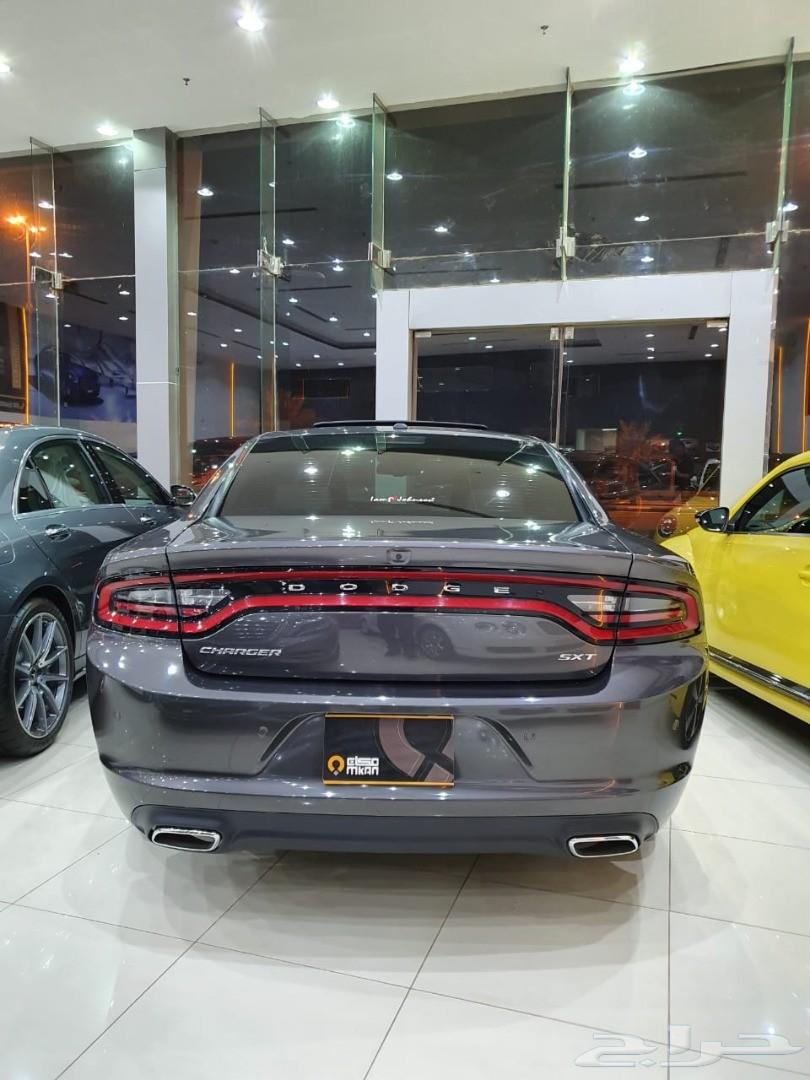 دودوج تشارجر sxt plus 2018 اصفار(تم البيع)