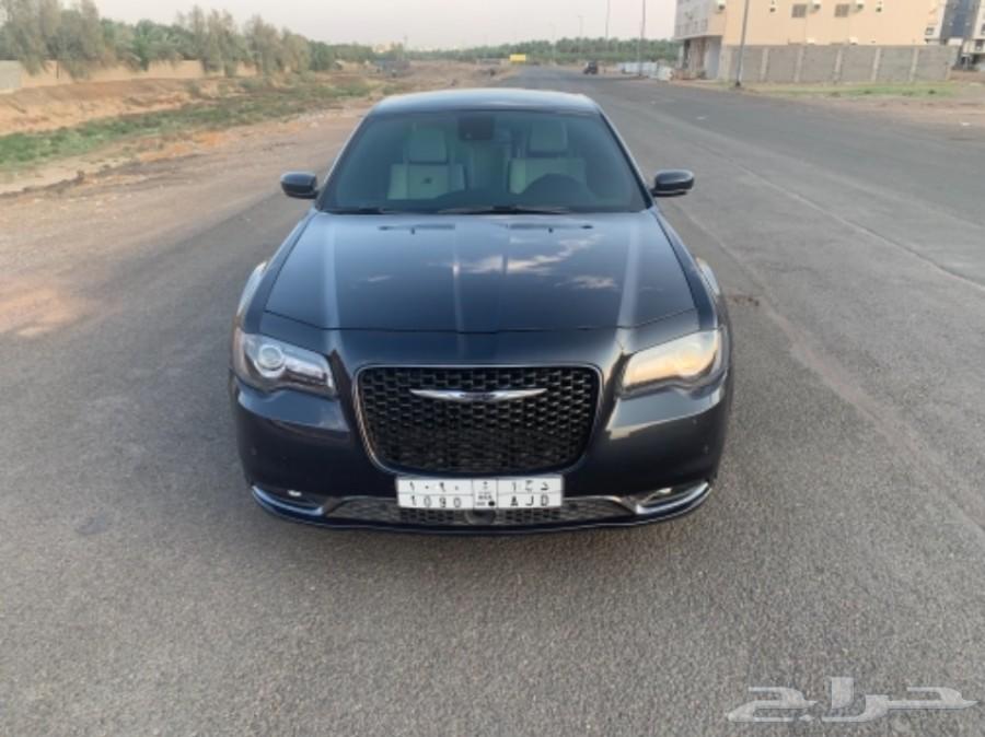 كرايزلر S قمة في النظافة V8