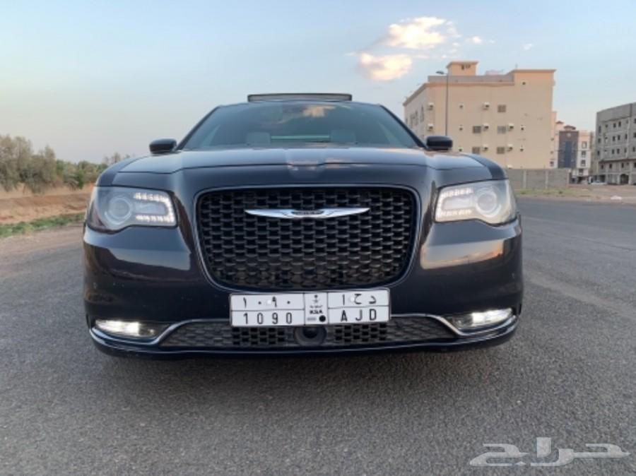 كرايزلر S قمة في النظافة V8