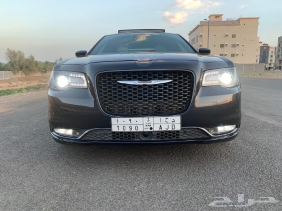كرايزلر S قمة في النظافة V8