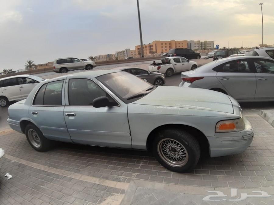 فورد فكتوريا 2001 للبيع