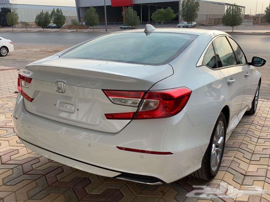 هوندا اكورد استاندر2019 سعودي ابيض 88500