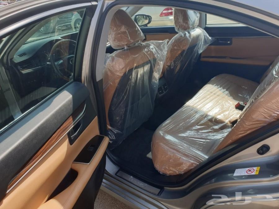 2016 لكزس ES350 فل اوبشن مع نفجيشن ورادار