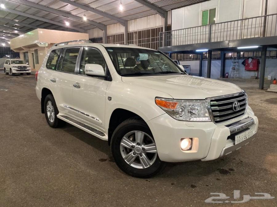 لاندكروزر GXR3 V8 2015 ستيني( تم البيع )