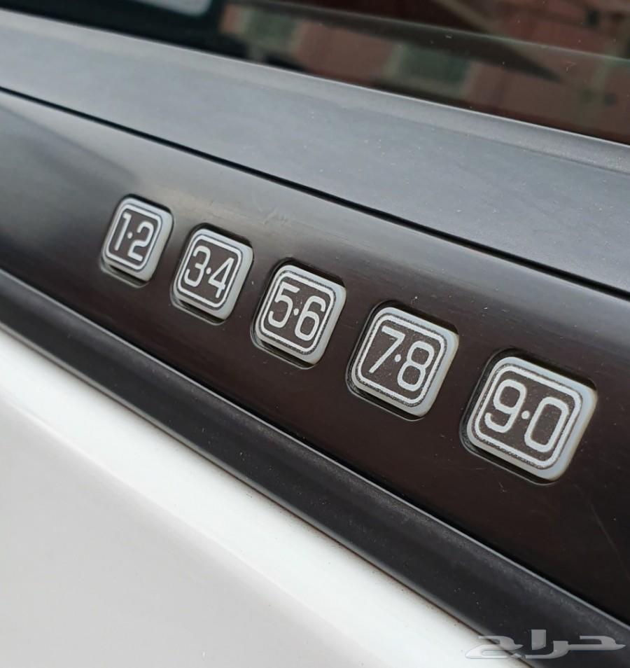 FORD EXPEDiTION(4x4) 2013
