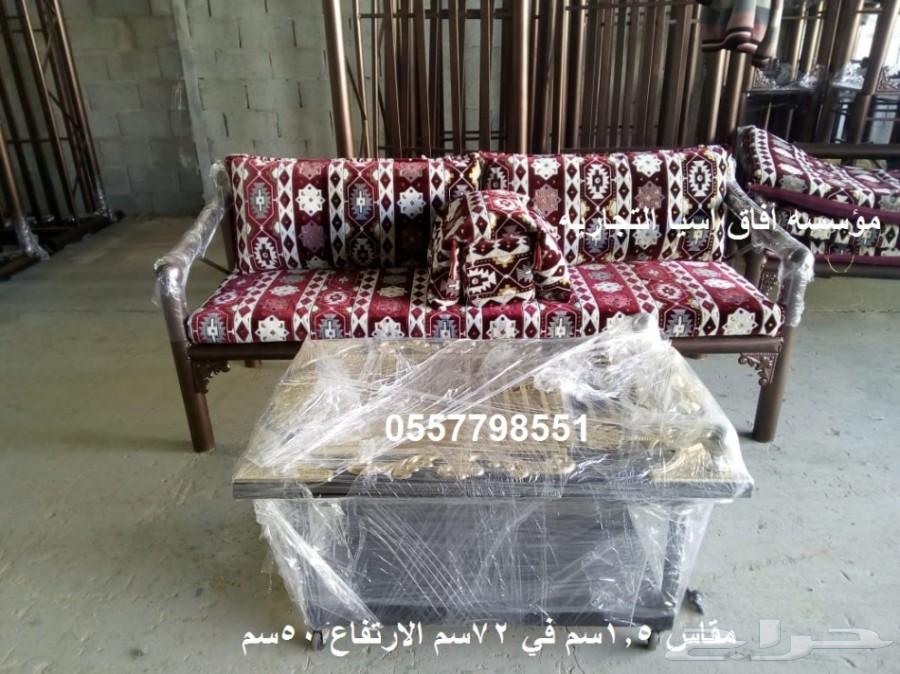 كراسي حديد للجلسات الخارجية