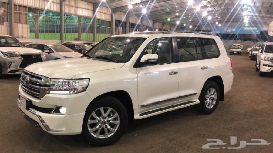 لاندكروزر 2018 GXR3 V8