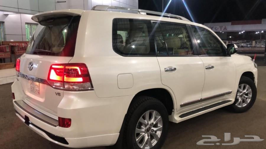 لاندكروزر 2018 GXR3 V8