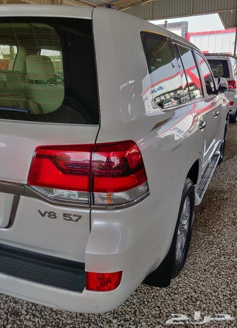 تويوتا لاندكروزر 2018 VXR 1..5.7((تم البيع))
