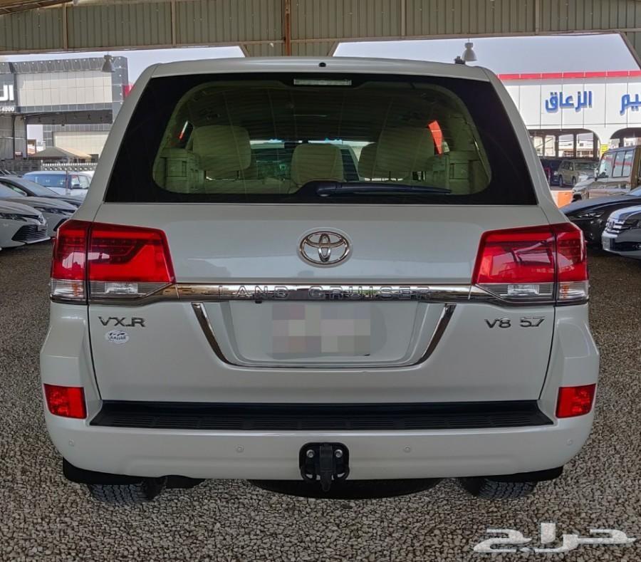 تويوتا لاندكروزر 2018 VXR 1..5.7((تم البيع))