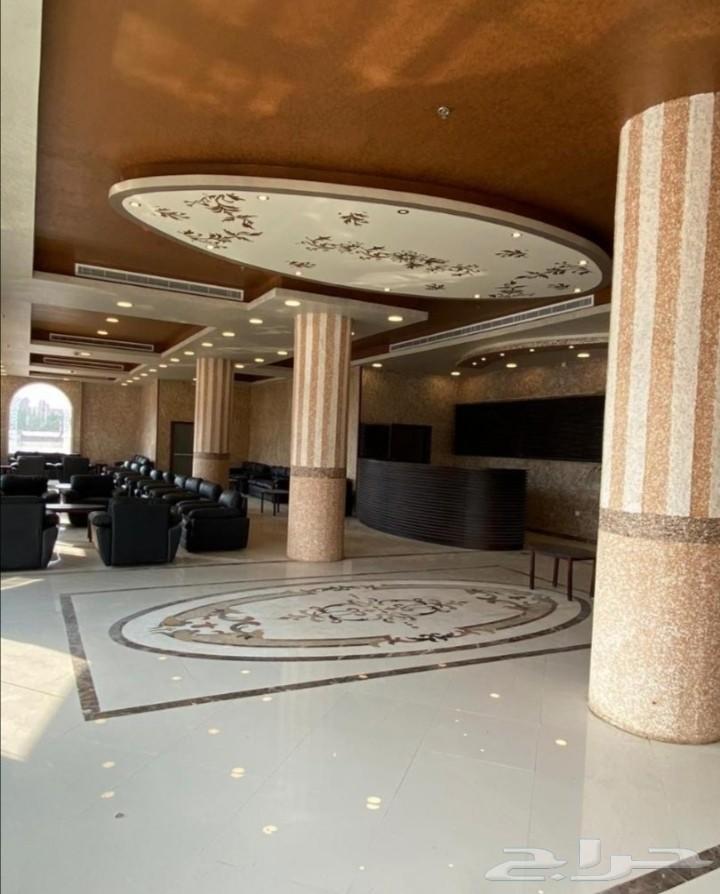 شقق عزاب للايجار (عمارة جديدة)