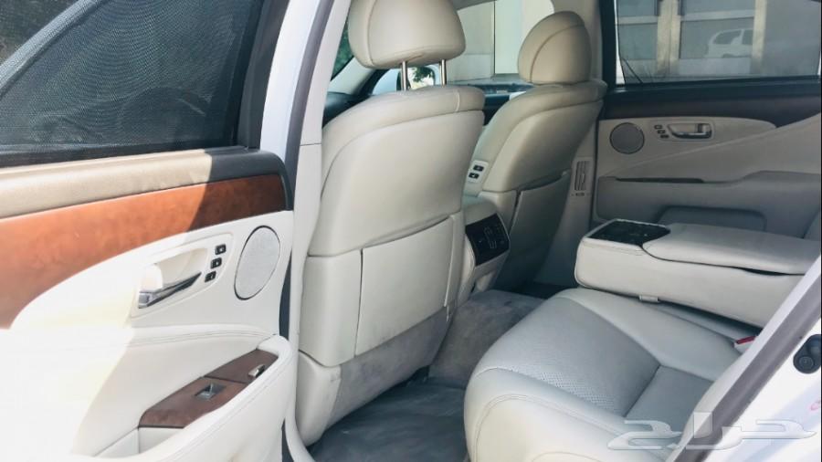 لكزس 460 LS موديل 2012 قمة في النظافة
