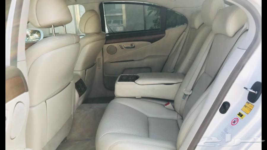 لكزس 460 LS موديل 2012 قمة في النظافة