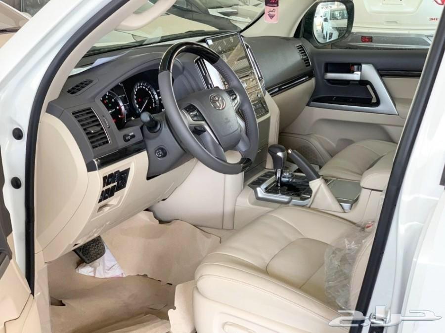 تويوتا لاندكروزر 2019 VXR1 5.7 V8 (سعودي)