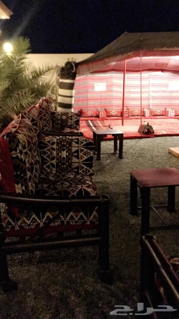 استراحة كلاسيك مع خيمة تراثية للايجار اليومي