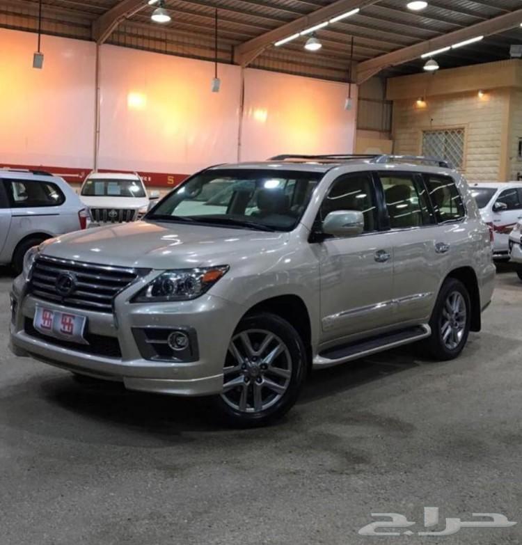 لكزس LX570 فل كامل لون ذهبي 2015