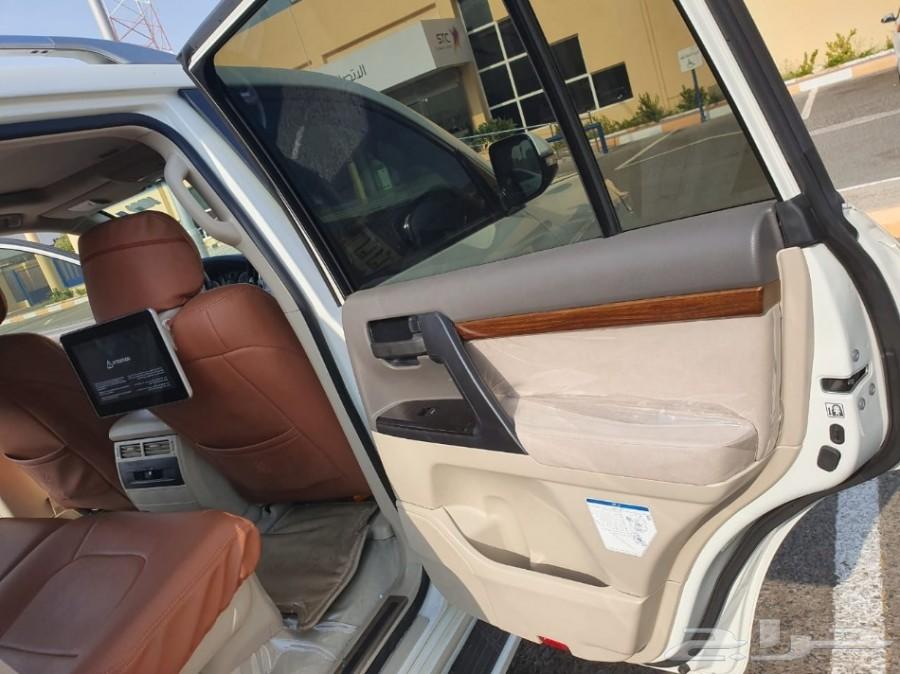 لاندكروزر 2018 GXR 3