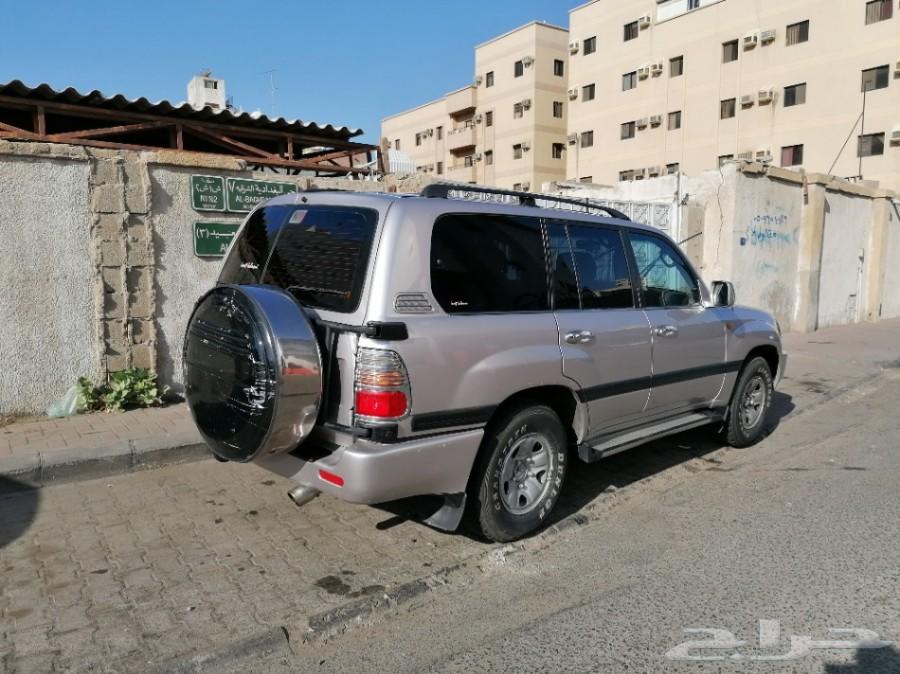 لاندكروزر موديل2000