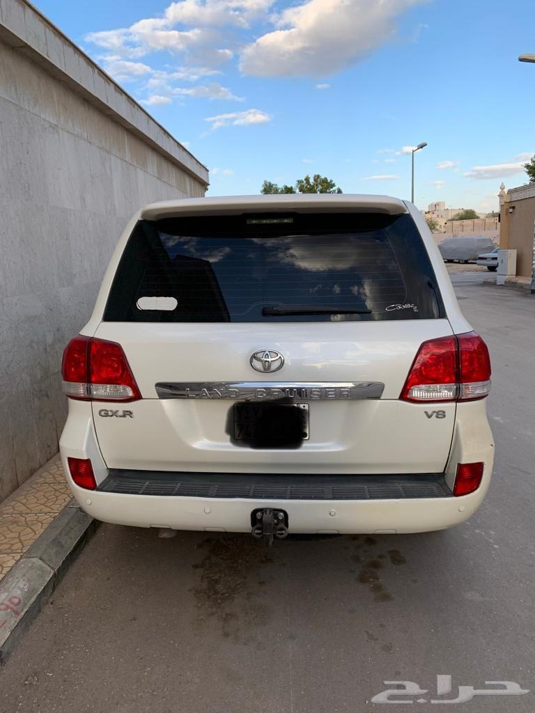 لاندكروزر GXR 2011 V8