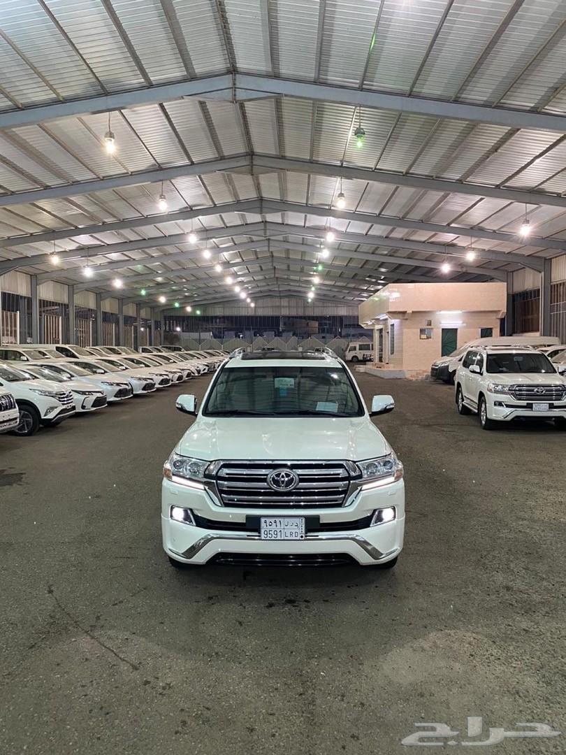 لاندكروزر GXR 3 سعودي 2018