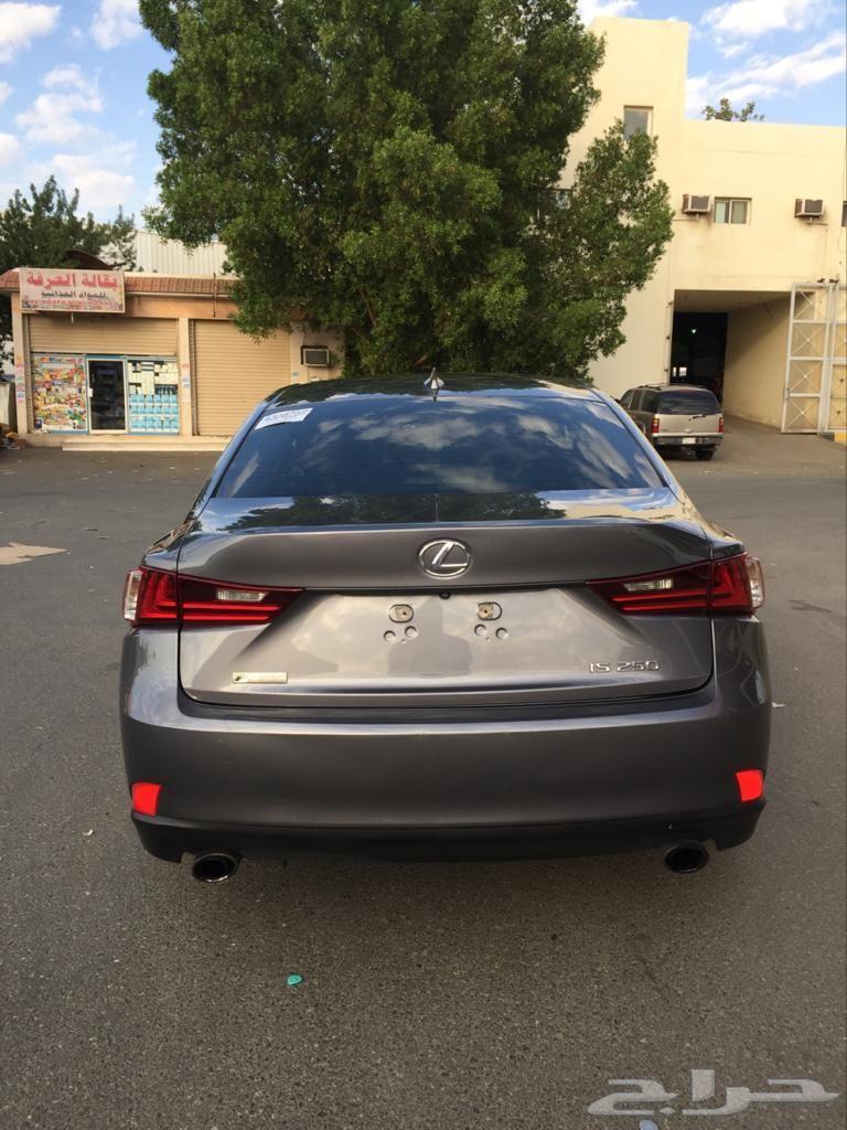 تم البيع لكزس IS250 موديل 2015Fsport رياضي