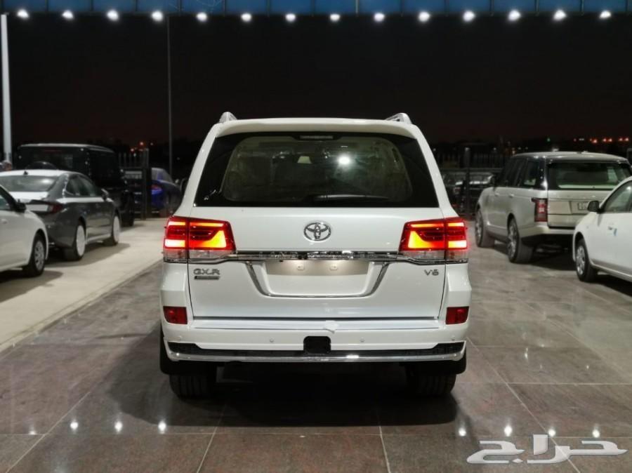 لاندكروز GXR جراند تورينج ابيض 2020 سعودى