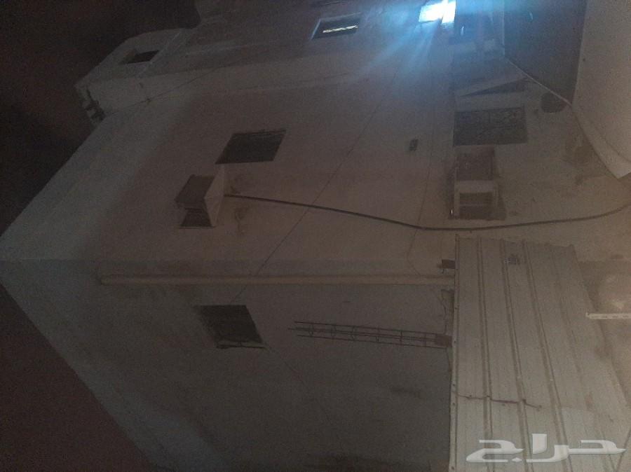 بيت في حي بني مالك للبيع