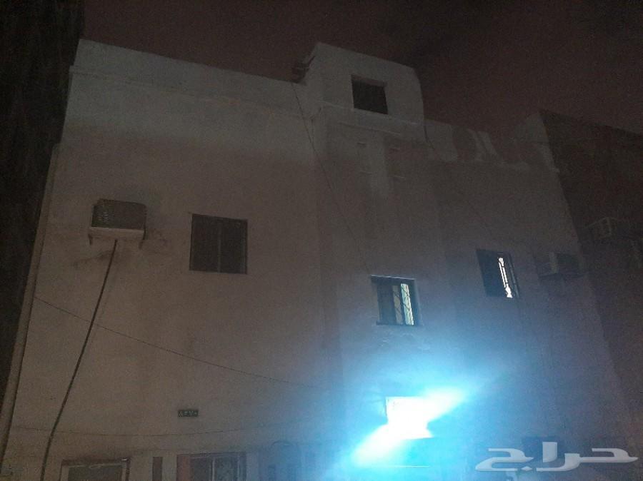 بيت في حي بني مالك للبيع