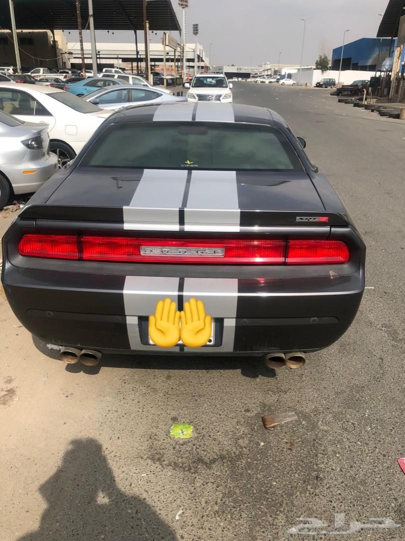 تشالنجر 2013 srt8
