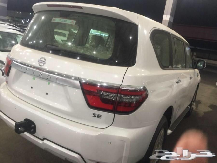 نيسان باترولSE-T2 ابيض اسود رصاصي موديل 2020