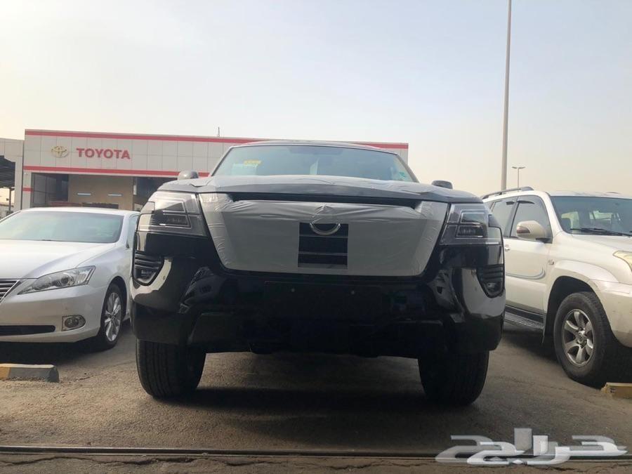 نيسان باترولSE-T2 ابيض اسود رصاصي موديل 2020
