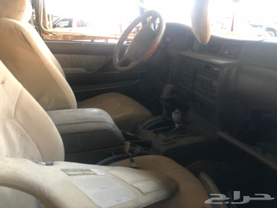 صالون تايوتا 1997 VX-R قطع غيار تشليح