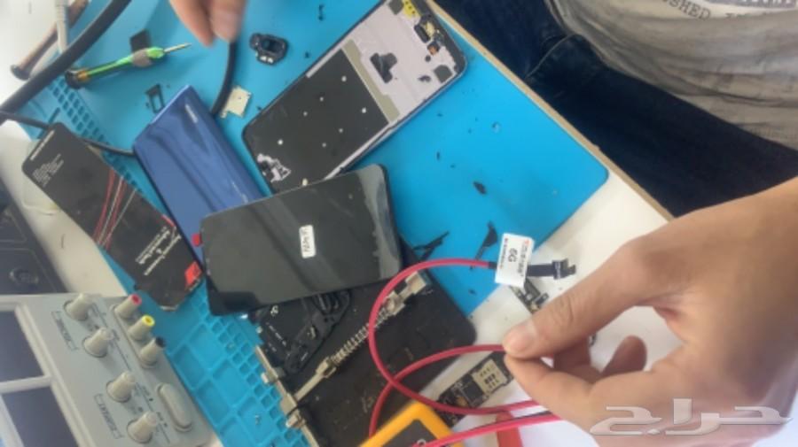 صيانة جوالات متنقلة واجهزة حاسب الالي