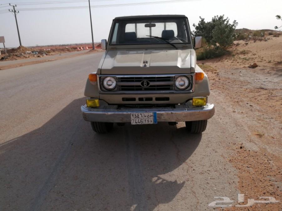 للبيع جيب شاص تويوتا مديل 1988
