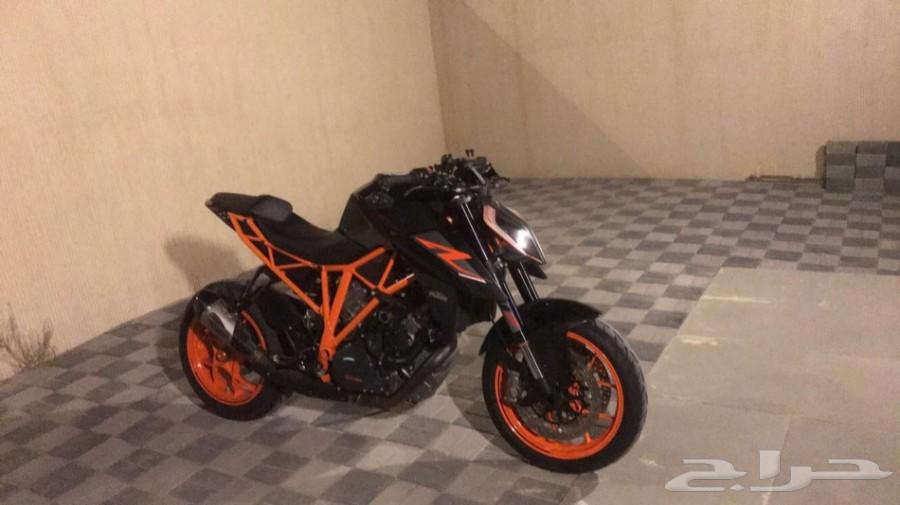 Super duke 1290r