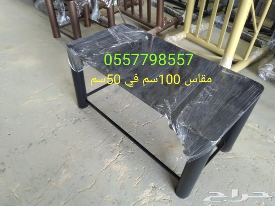 كراسي حديد