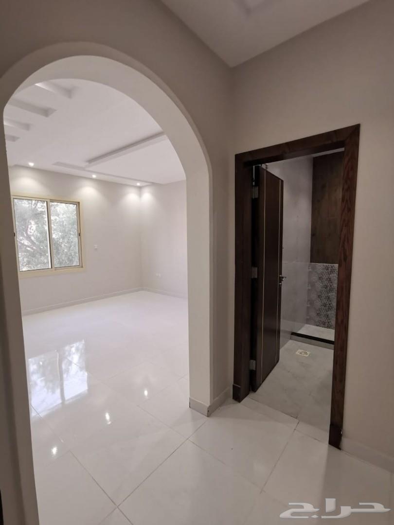شقق فاخرة للبيع بحي الواحة