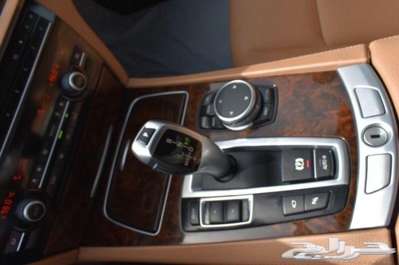 BMW 740Li 2015 فل كامل ممشى قليل