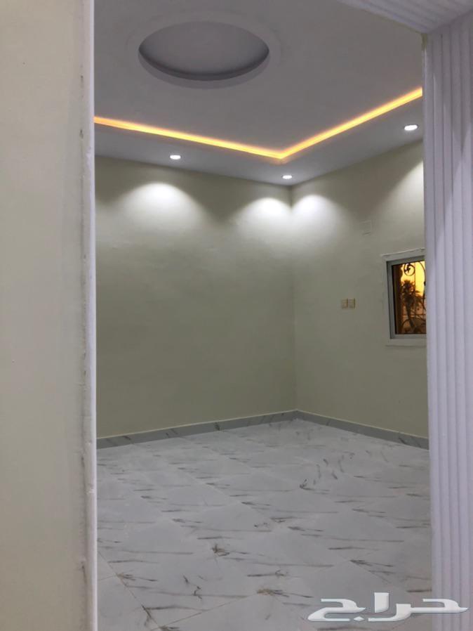 عمارة للبيع في حي السعاده