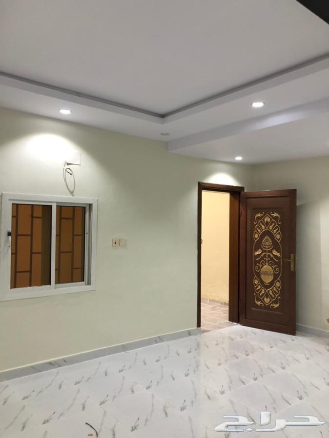 عمارة للبيع في حي السعاده