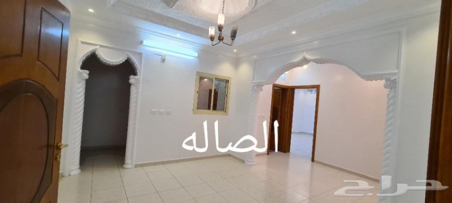 للإجار شقةفاخره جديده بالمؤتمرات كبري الصيانه