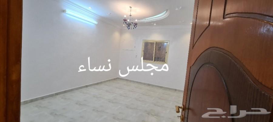للإجار شقةفاخره جديده بالمؤتمرات كبري الصيانه
