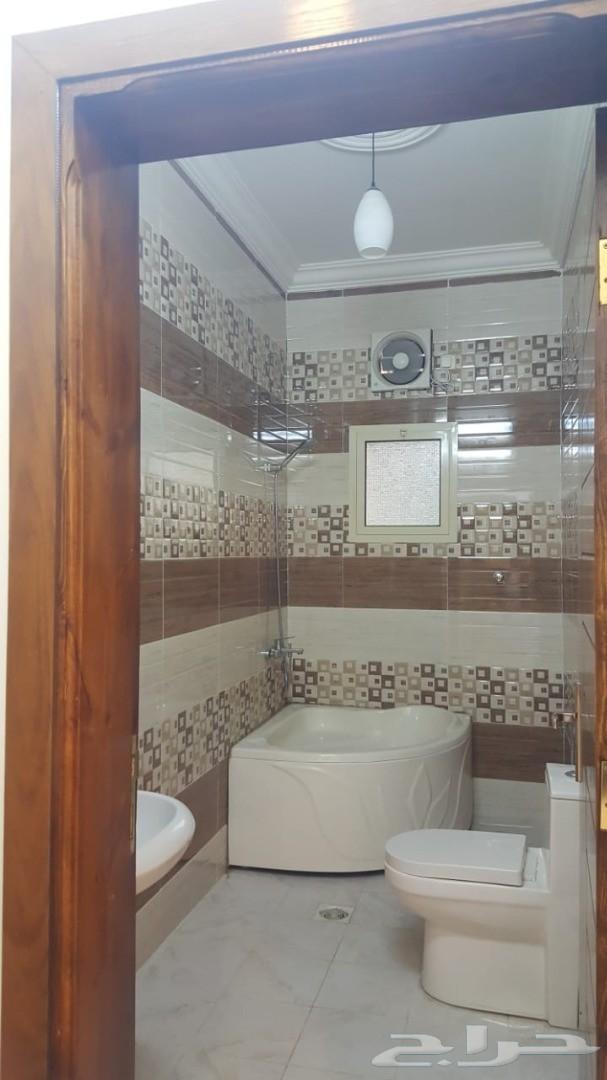 عماره 8 شقق مساحه 1083على شارعين ممتازه