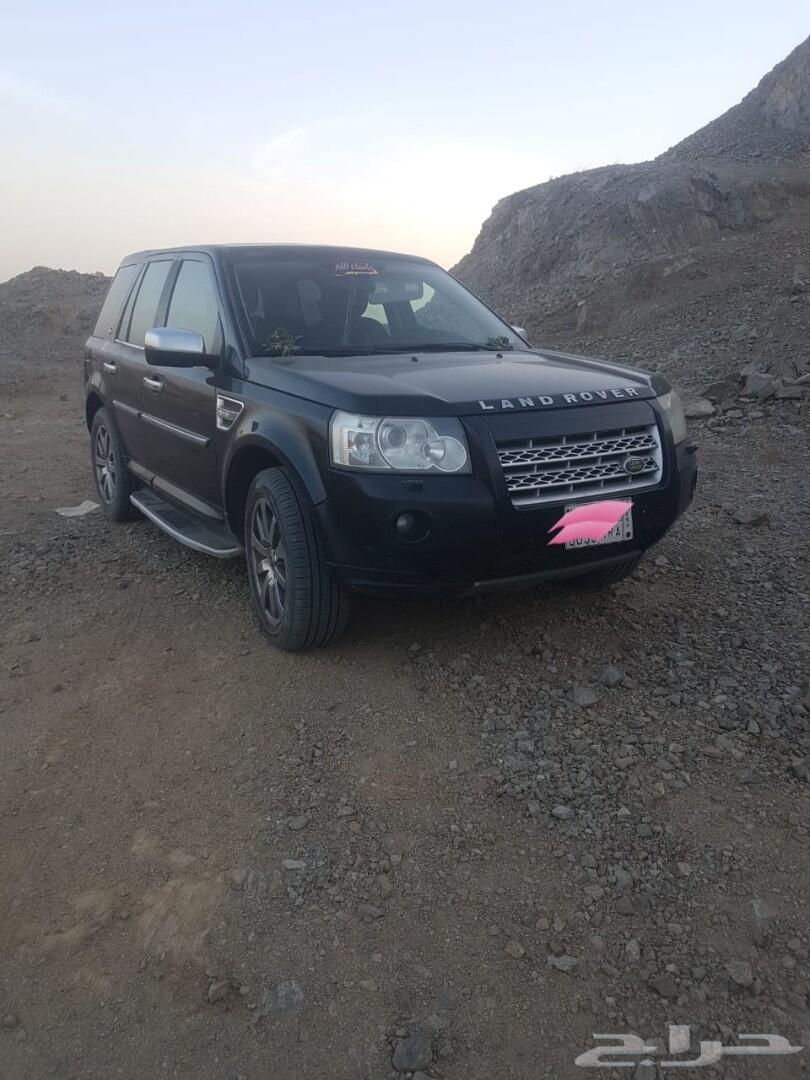 لاند روفر LR2
