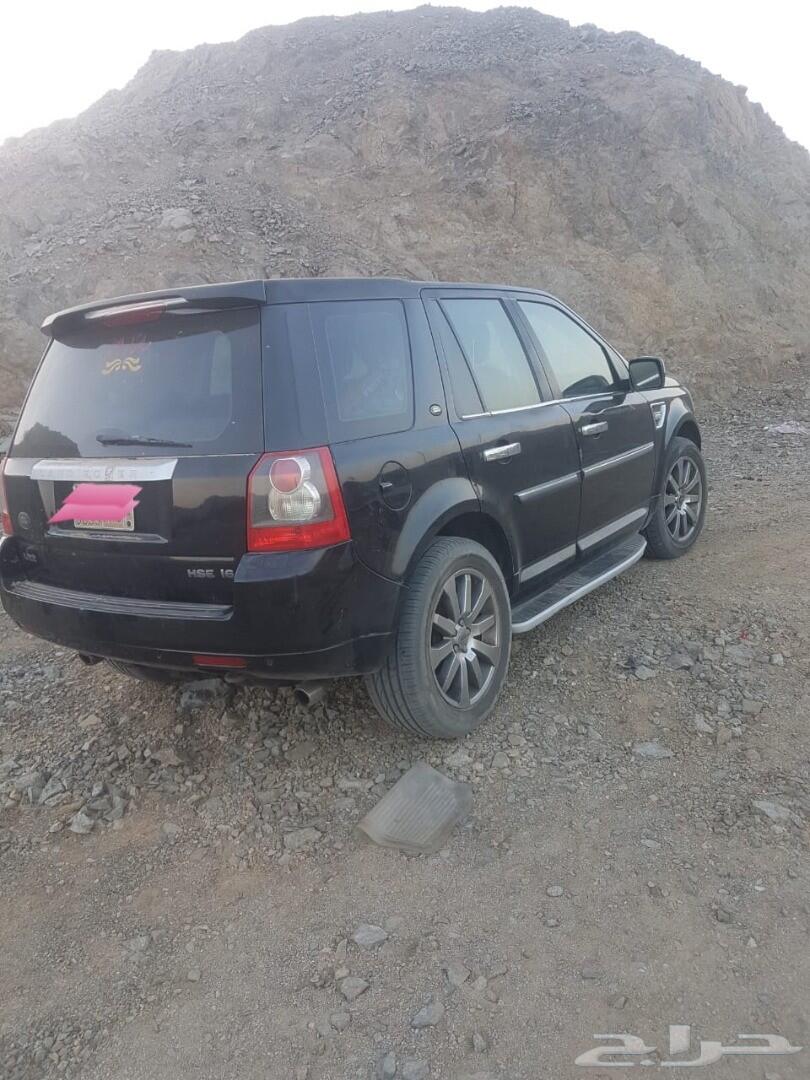 لاند روفر LR2