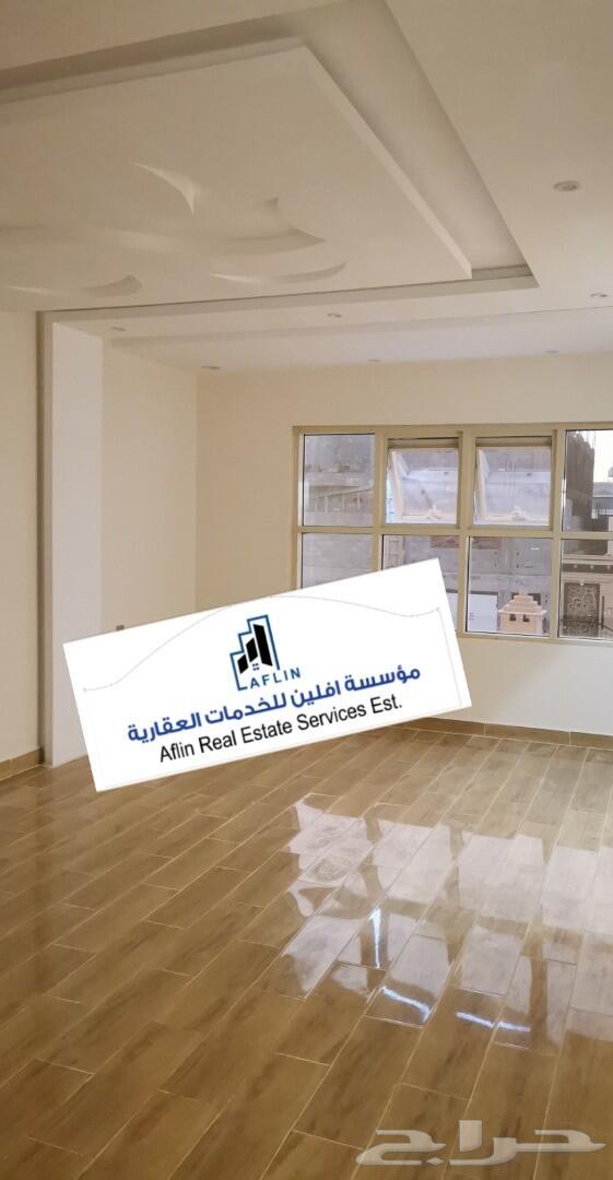 فلل للبيع وادوار وشقق