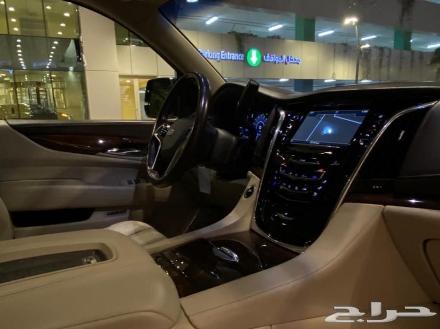 CADILLAC ESCALADE 2017 (تم البيع)