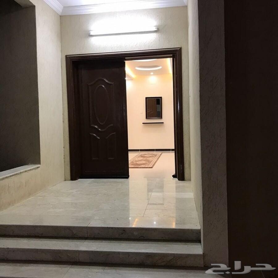 للايجار استراحه وفله بالمسبح وأثاث فاخر
