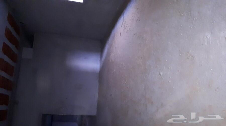عمارة للبيع دور وملحق